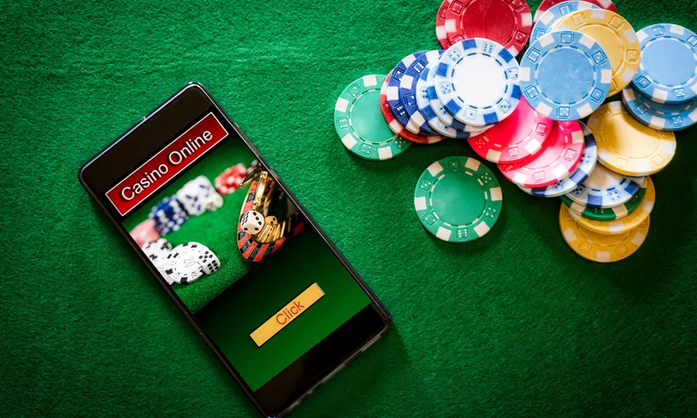 Massive Jackpot Hunts with VC77 branding and thrilling slot visuals